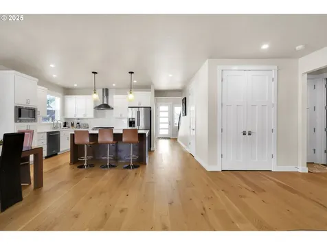 2181 Turning Oak Place Eugene OR 97408