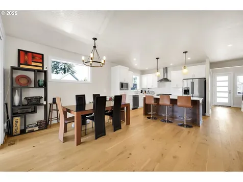 2181 Turning Oak Place Eugene OR 97408