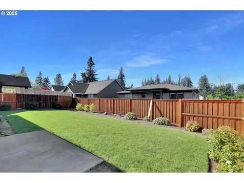 2181 Turning Oak Place Eugene OR 97408