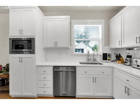 2181 Turning Oak Place Eugene OR 97408