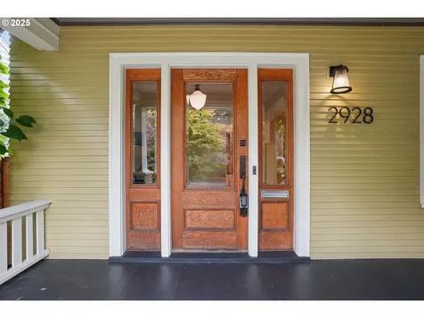 2928 NE 11th Avenue Portland OR 97212
