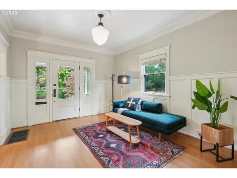 2928 NE 11th Avenue Portland OR 97212