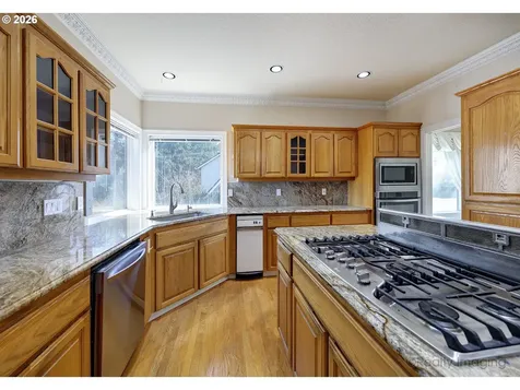17549 SW Kemmer View Court Beaverton OR 97007
