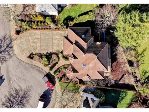 17549 SW Kemmer View Court Beaverton OR 97007