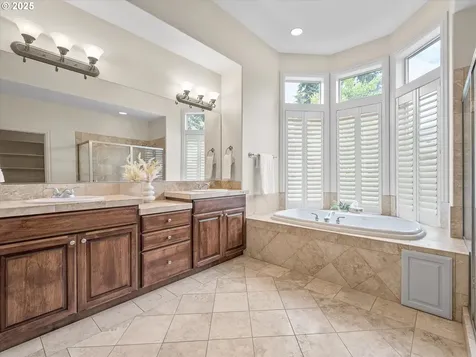 1303 NE 147th Avenue Vancouver WA 98684