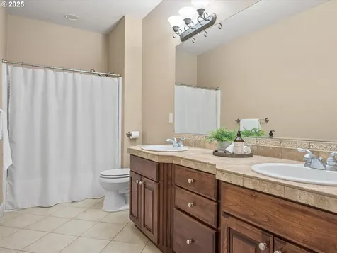 1303 NE 147th Avenue Vancouver WA 98684