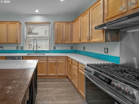 726 NW Harvest Moon Drive Hillsboro OR 97124