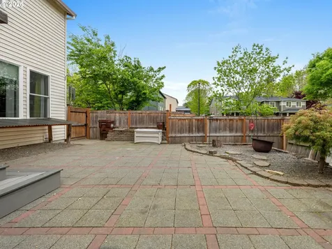 726 NW Harvest Moon Drive Hillsboro OR 97124