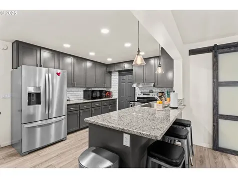 4033 Hanna Street Roseburg OR 97471