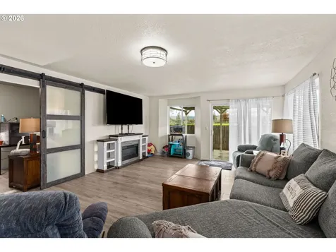 4033 Hanna Street Roseburg OR 97471