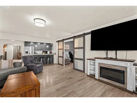 4033 Hanna Street Roseburg OR 97471