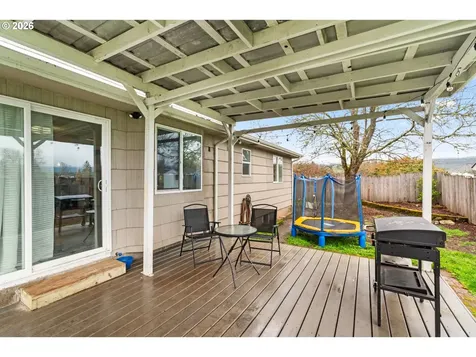 4033 Hanna Street Roseburg OR 97471
