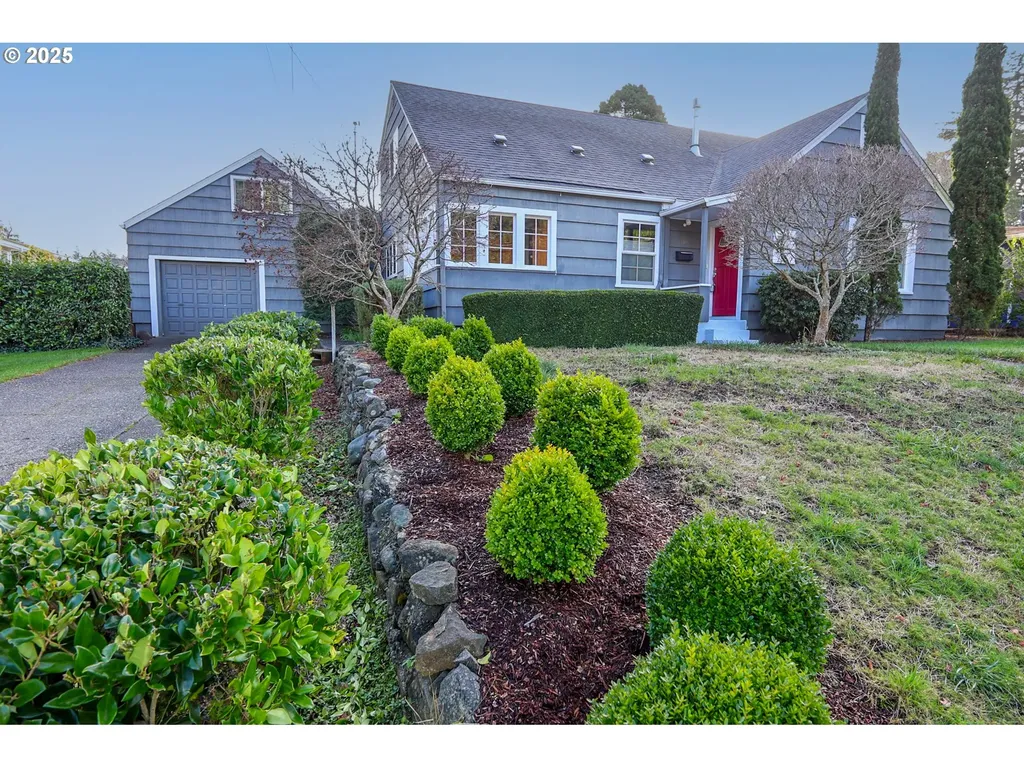 1149 Juniper Avenue Coos Bay OR 97420