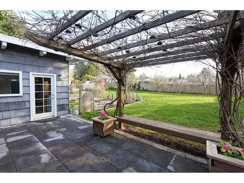 1149 Juniper Avenue Coos Bay OR 97420