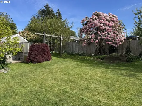 1149 Juniper Avenue Coos Bay OR 97420
