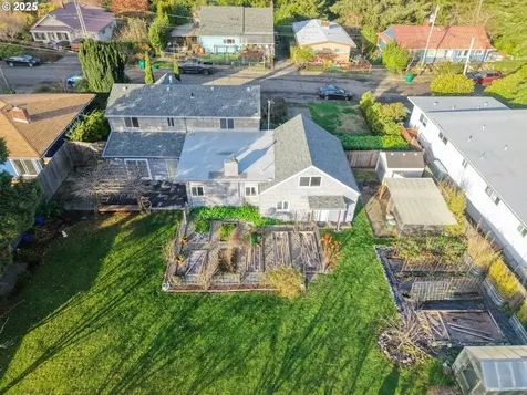 1149 Juniper Avenue Coos Bay OR 97420