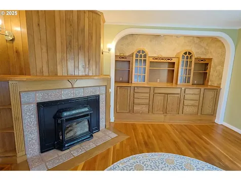 1149 Juniper Avenue Coos Bay OR 97420