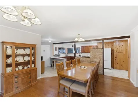 1115 Juniper Street Sweet Home OR 97386