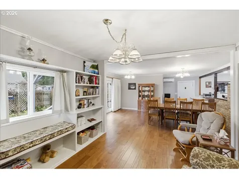 1115 Juniper Street Sweet Home OR 97386