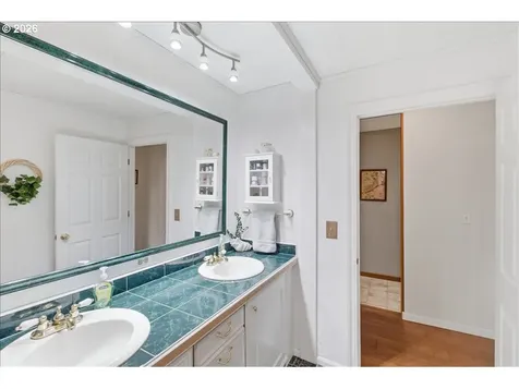 1115 Juniper Street Sweet Home OR 97386