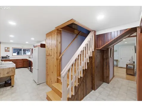 1115 Juniper Street Sweet Home OR 97386
