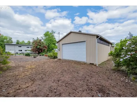 1115 Juniper Street Sweet Home OR 97386