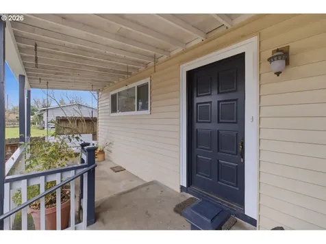 1115 Juniper Street Sweet Home OR 97386