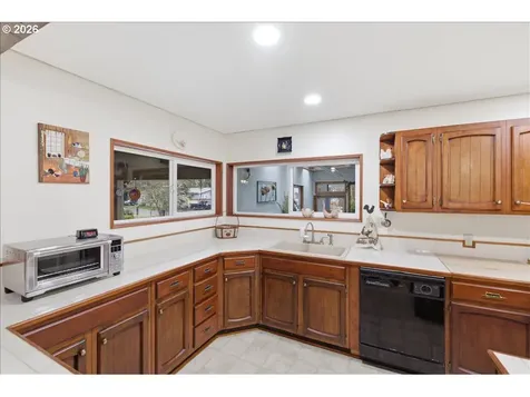 1115 Juniper Street Sweet Home OR 97386