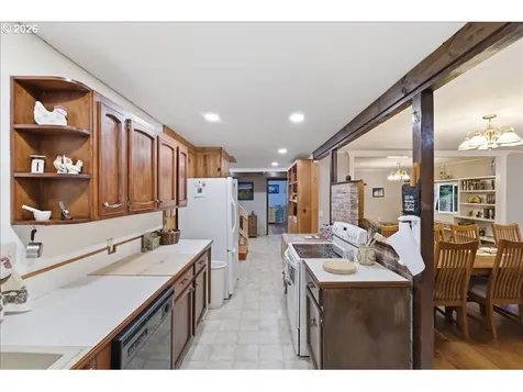 1115 Juniper Street Sweet Home OR 97386