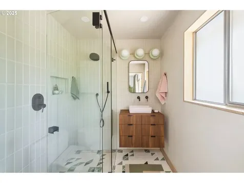 5201 SE 36th Place Portland OR 97202
