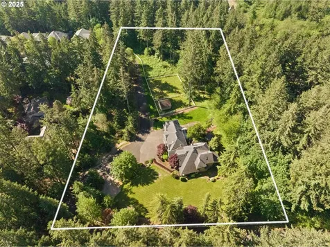 16590 SW High Hill Lane Beaverton OR 97007