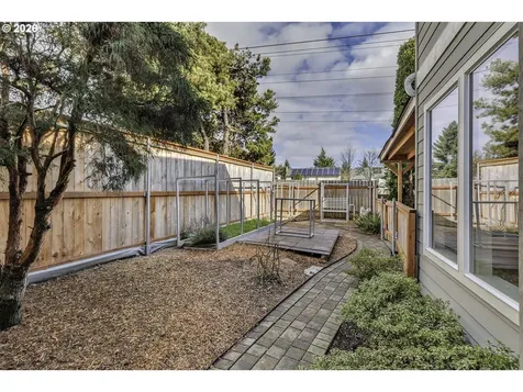3367 NW 165th Place Beaverton OR 97006