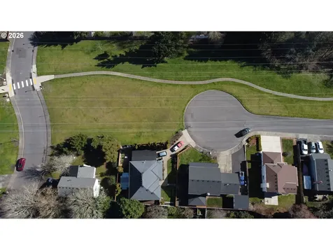 3367 NW 165th Place Beaverton OR 97006