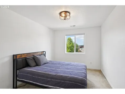 15599 Jewelberry Avenue Sandy OR 97055
