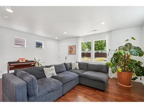 15599 Jewelberry Avenue Sandy OR 97055