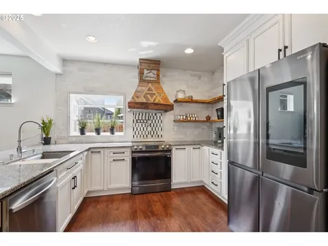 15599 Jewelberry Avenue Sandy OR 97055