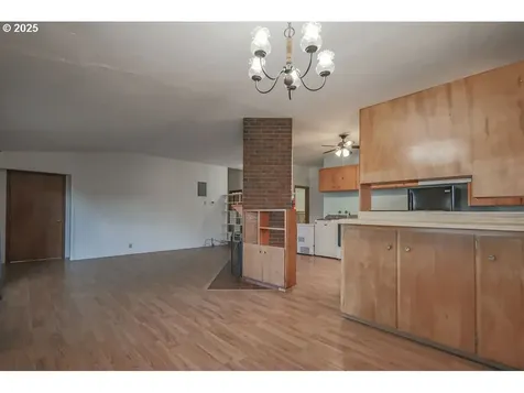 1355 Quinalt Street Springfield OR 97477