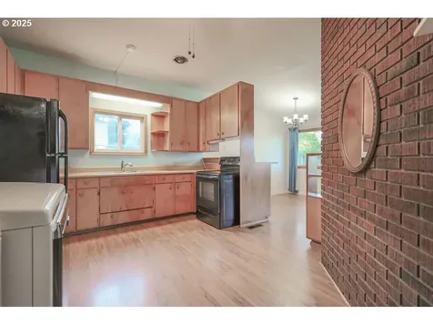 1355 Quinalt Street Springfield OR 97477