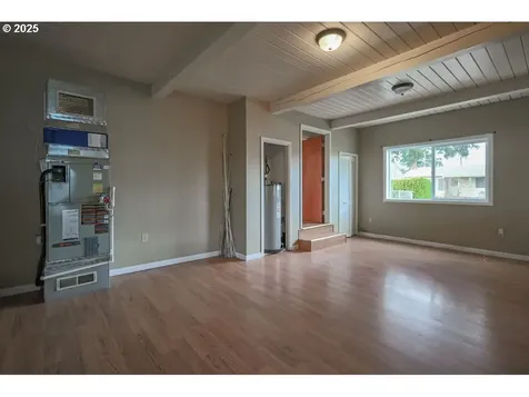 1355 Quinalt Street Springfield OR 97477