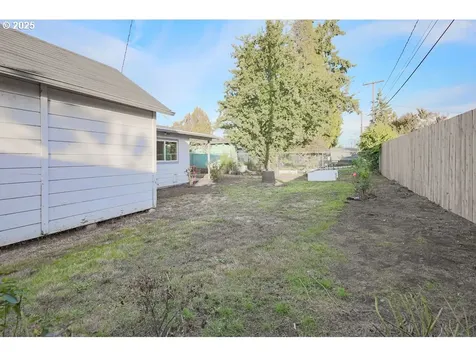 1355 Quinalt Street Springfield OR 97477