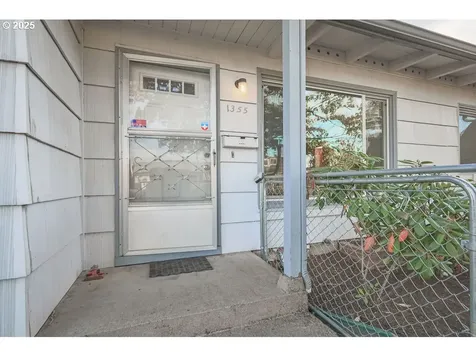 1355 Quinalt Street Springfield OR 97477