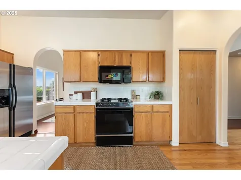 1650 SW Chapman Court Troutdale OR 97060