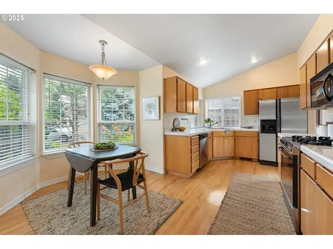 1650 SW Chapman Court Troutdale OR 97060