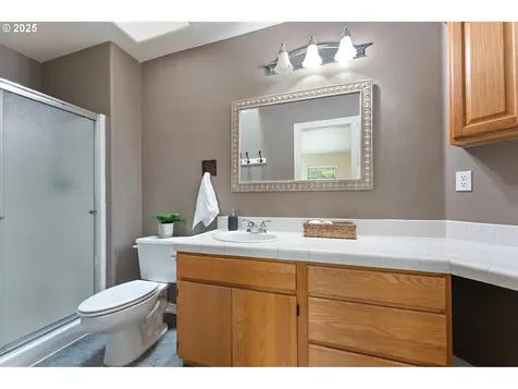 1650 SW Chapman Court Troutdale OR 97060