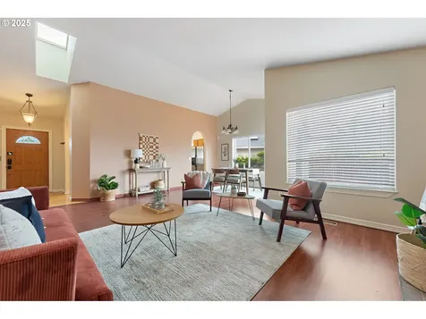 1650 SW Chapman Court Troutdale OR 97060