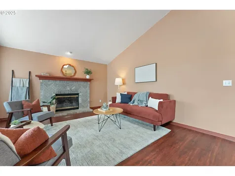 1650 SW Chapman Court Troutdale OR 97060