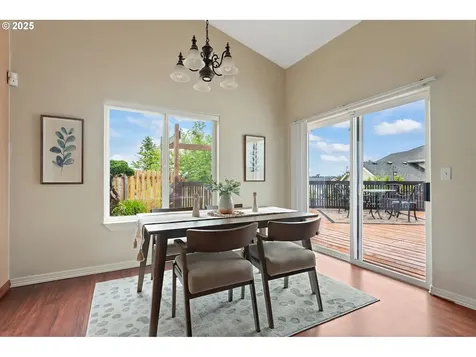 1650 SW Chapman Court Troutdale OR 97060