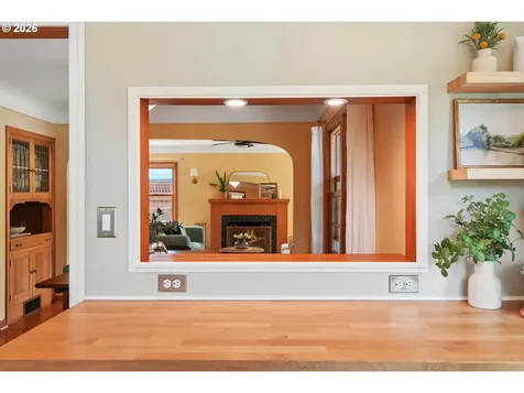 7436 N Seward Avenue Portland OR 97217