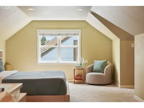 7436 N Seward Avenue Portland OR 97217