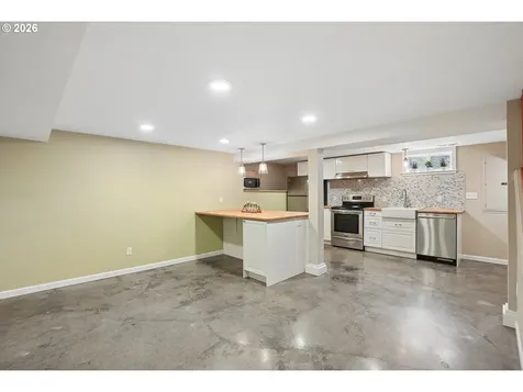 7436 N Seward Avenue Portland OR 97217